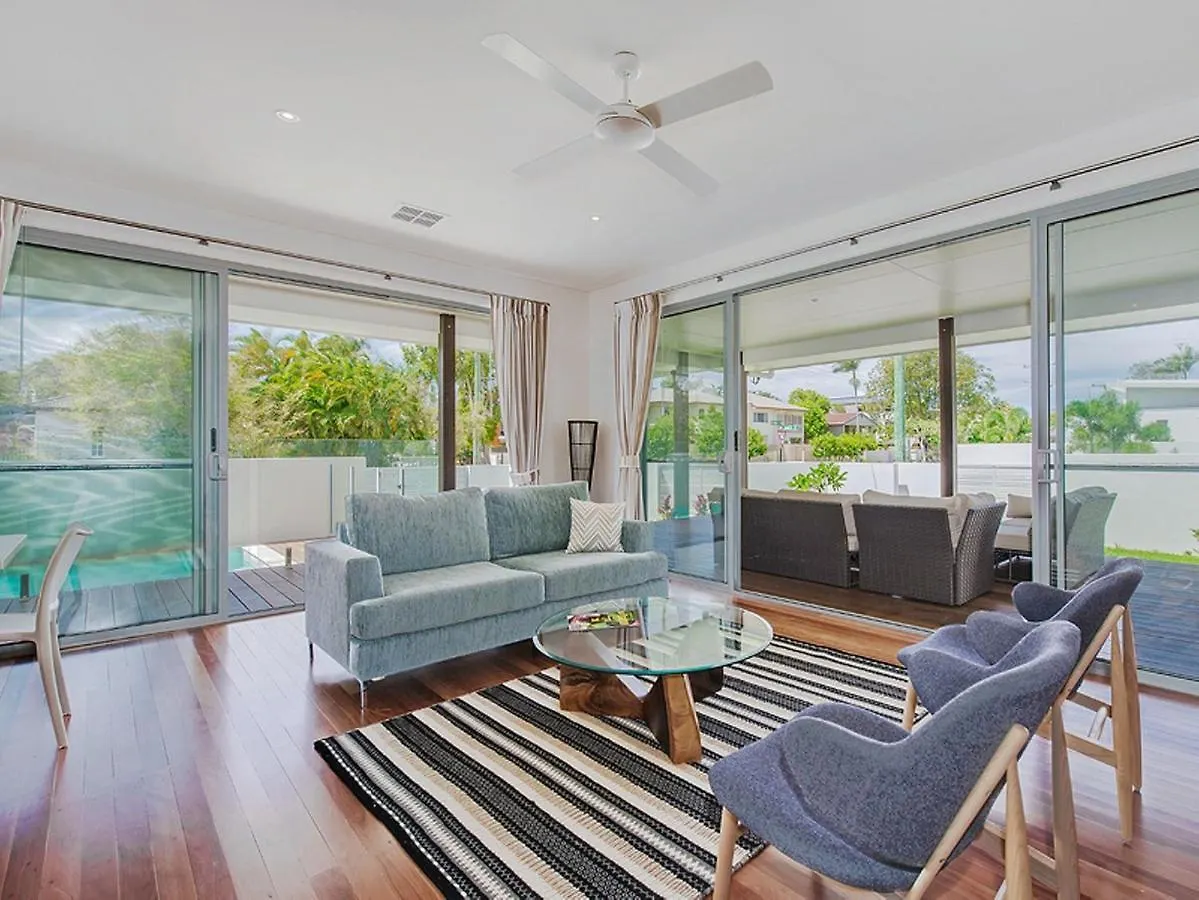 Holiday home 23 James Noosaville
